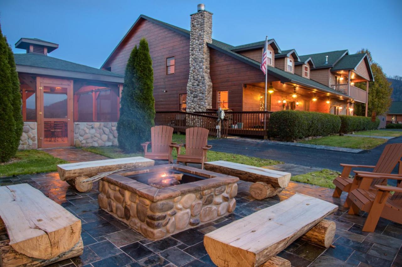 Berry Springs Lodge Sevierville Exterior foto