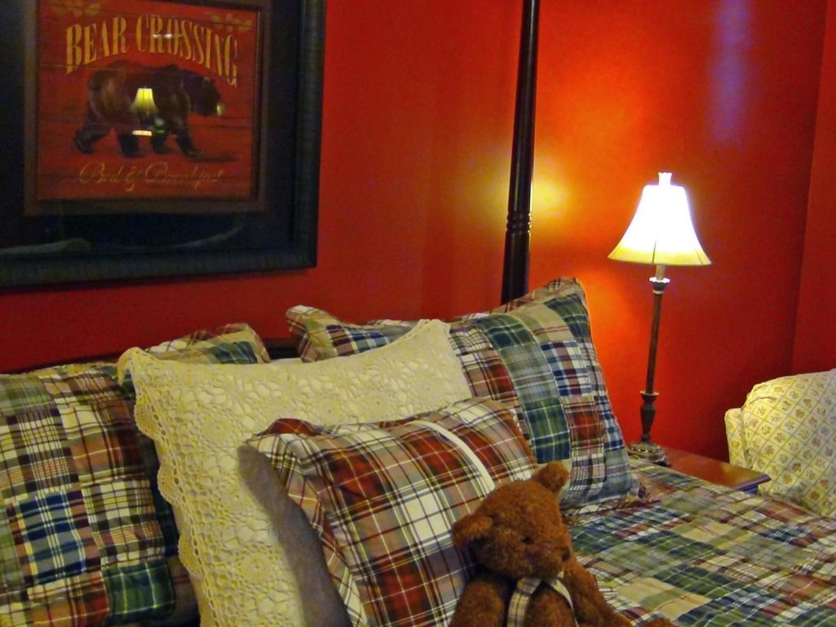 Berry Springs Lodge Sevierville Habitación foto