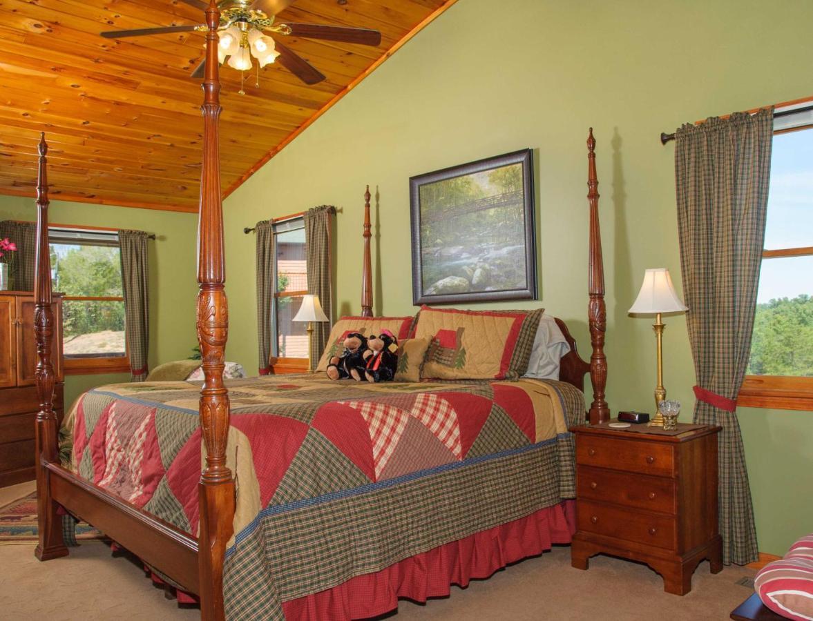 Berry Springs Lodge Sevierville Habitación foto